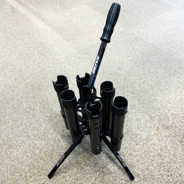 Photo1: *2025 Model [DLIVE x HEDGEHOG STUDIO Limited Color "All Black"] Rod Stand "FORCE" Carbon Holder 6-piece Specification [Equipped with Machined Handle Stay] Complete Pack (1)